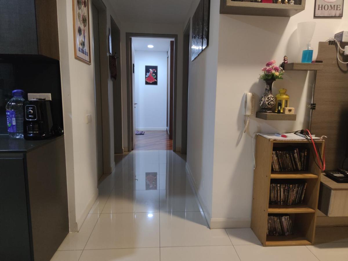 Kumkum Homestay 3 Bedroom Suite Nusajaya  Luaran gambar